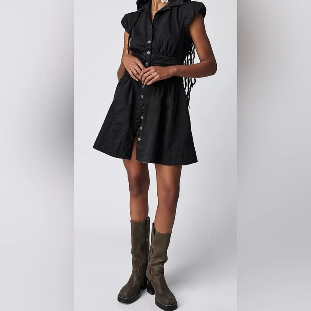 Free People Chester Denim Mini dress Medium black button pockets puff witchy